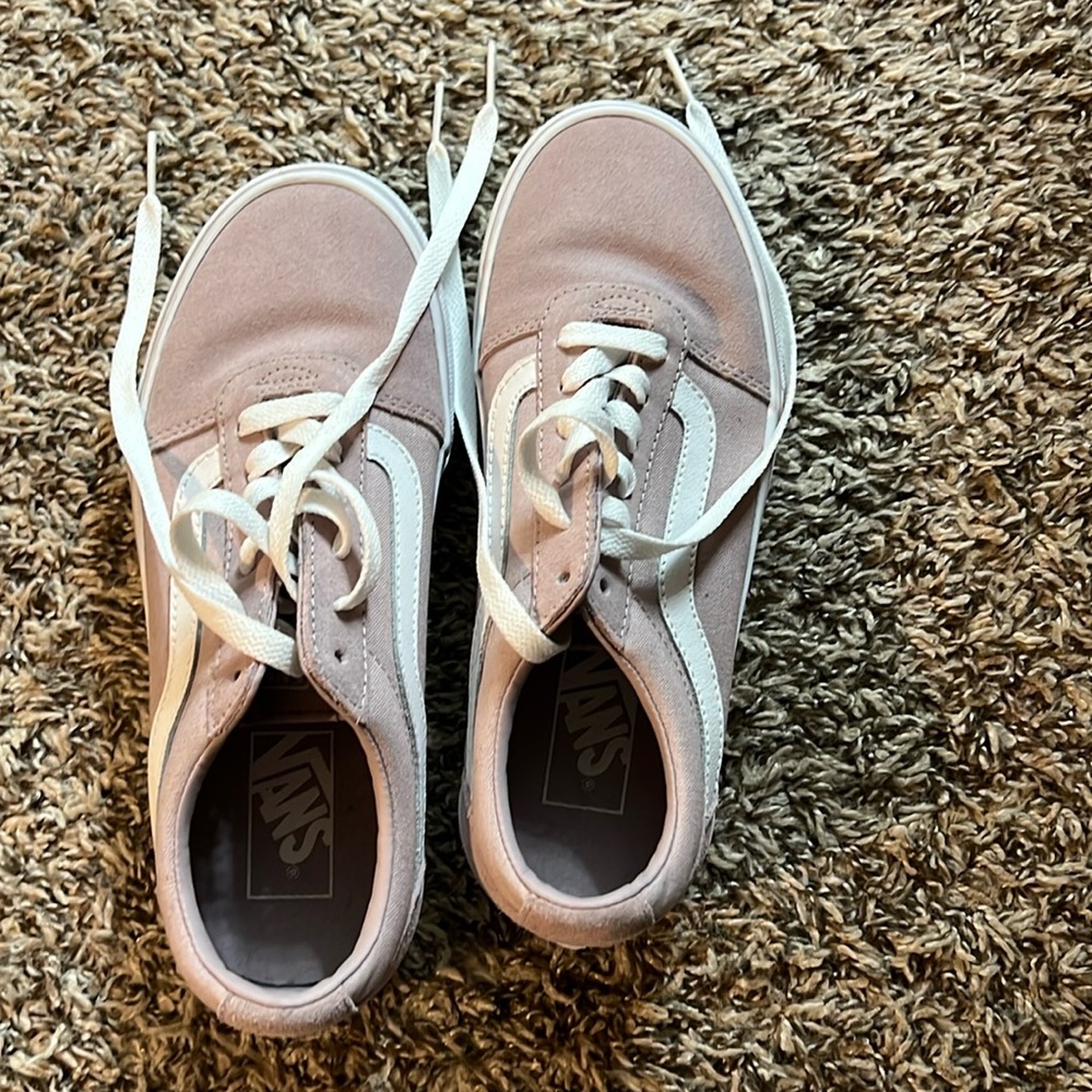 Pink vans never worn